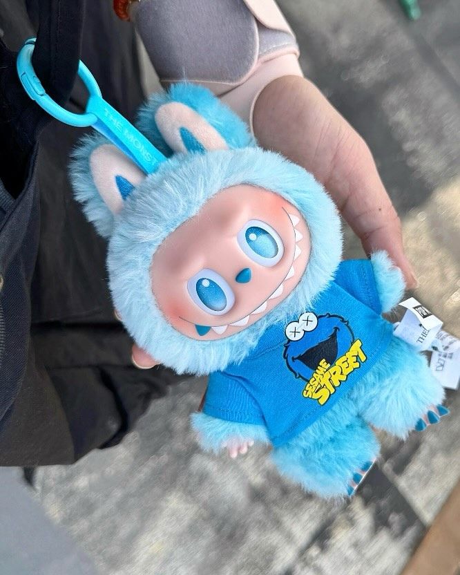 آویز ست لبوبو